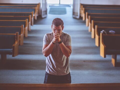 jak skupić się na modlitwie